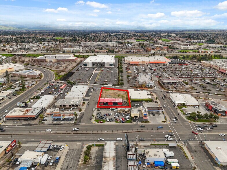 27 Birch ave, Fresno, CA à vendre - Photo de l’immeuble – Image 2 sur 8