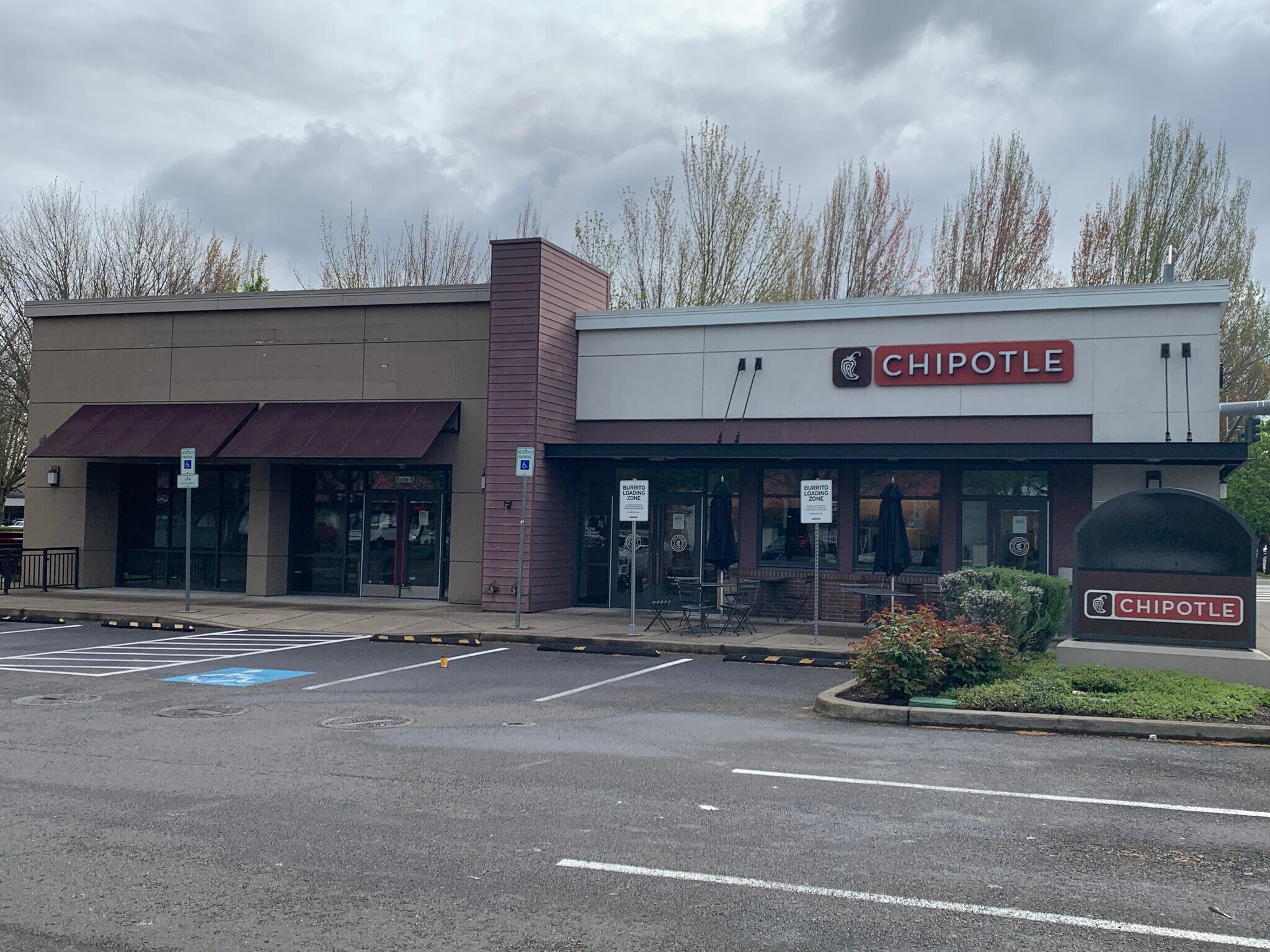 29991-29995 SW Town Center Loop, Wilsonville, OR à louer Photo de l’immeuble– Image 1 sur 6