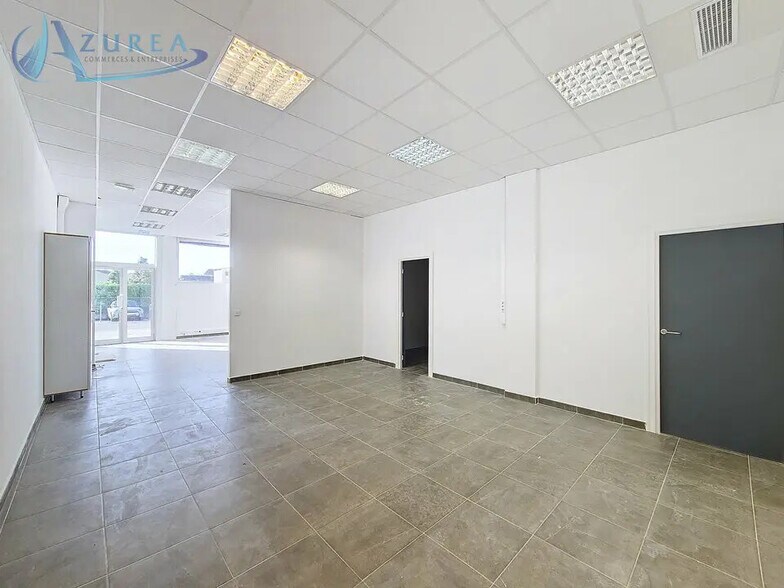 Bureau dans Biot à louer - Photo de l’immeuble – Image 3 sur 8