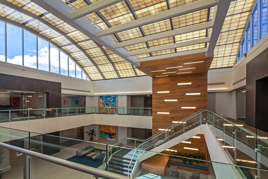5200 W Paramount Pky, Morrisville, NC à louer - Photo intérieure – Image 2 sur 10