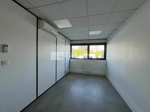 1 Rue De La Perlerie, Vaulx-en-Velin à louer Photo intérieure– Image 2 sur 4