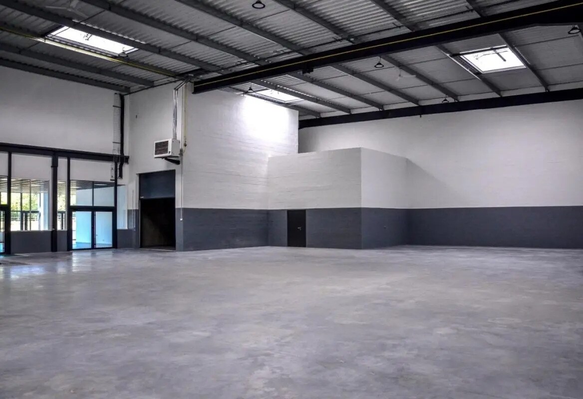 Local d'activités dans Gennevilliers à vendre Photo intérieure– Image 1 sur 7