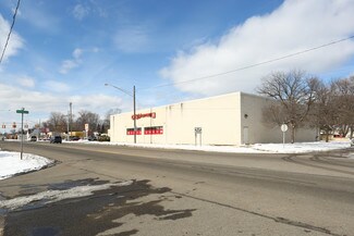 Plus de détails pour 25700 W 7 Mile Rd, Redford, MI - Local commercial à louer