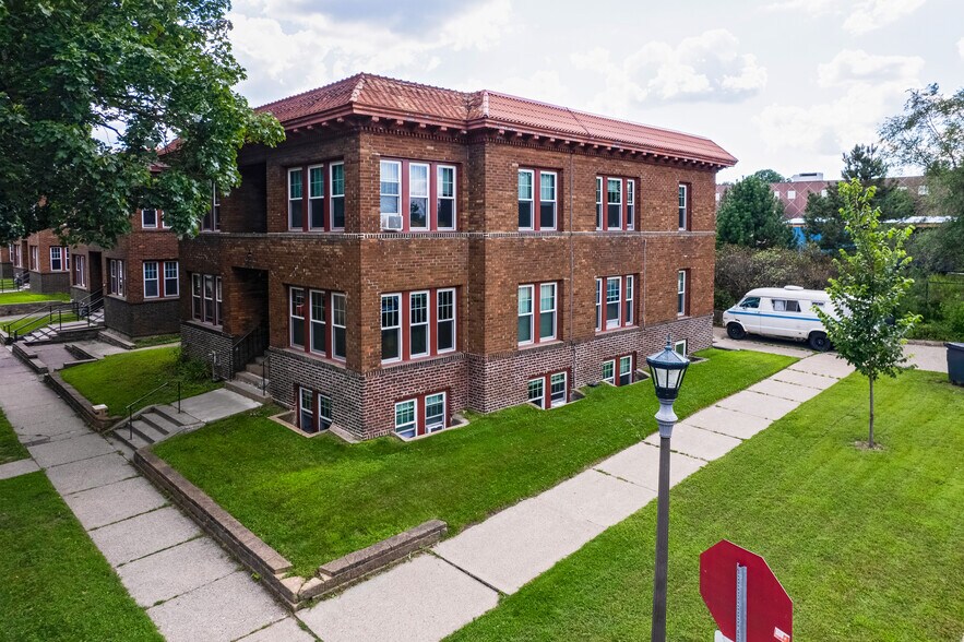 269 Oxford St, Saint Paul, MN à vendre - Photo de l’immeuble – Image 2 sur 44