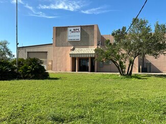 Plus de détails pour 908 Cecilia St, Alice, TX - Industriel/Logistique à vendre