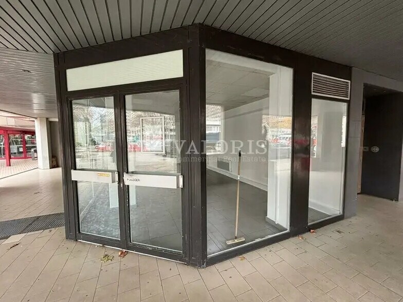 74 Rue De Bonnel, Lyon à louer - Photo de l’immeuble – Image 3 sur 3
