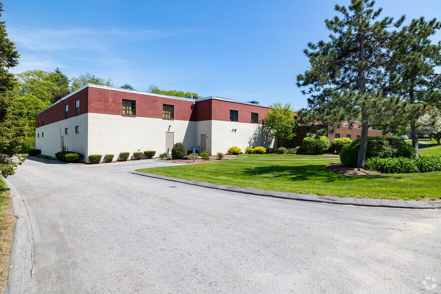 48 Powers St, Milford, NH à louer - Photo de l’immeuble – Image 2 sur 2