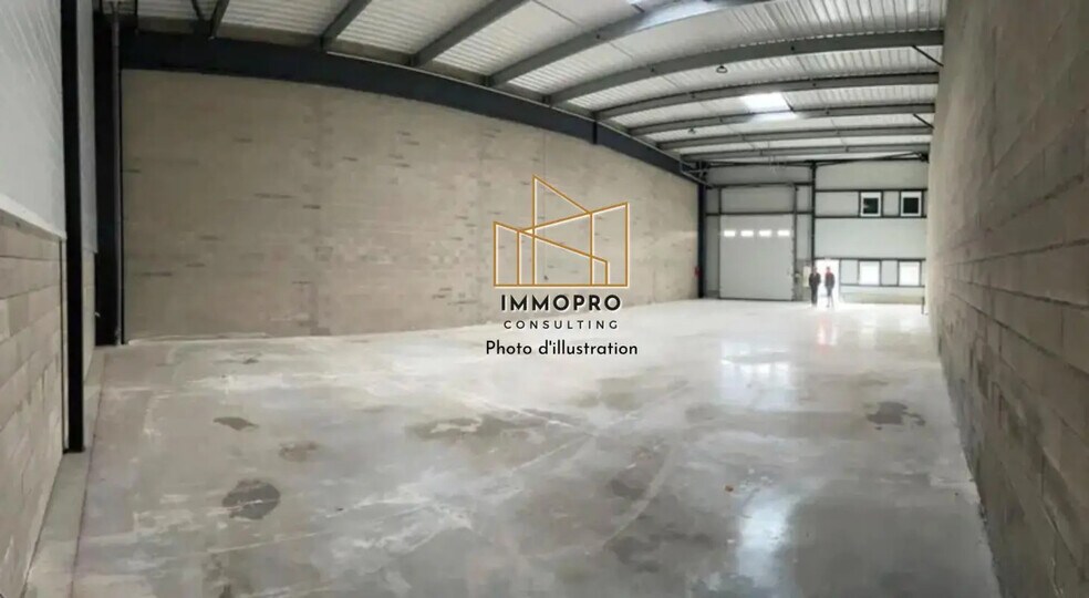 Local d'activités dans Eslettes à vendre - Photo de l’immeuble – Image 1 sur 4