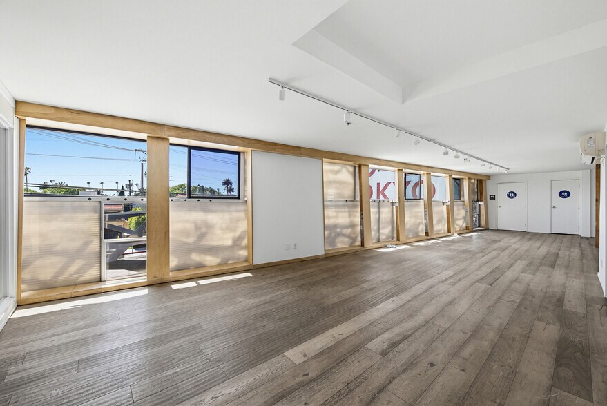 2434 Lincoln Blvd, Venice, CA à vendre - Photo de l’immeuble – Image 3 sur 10