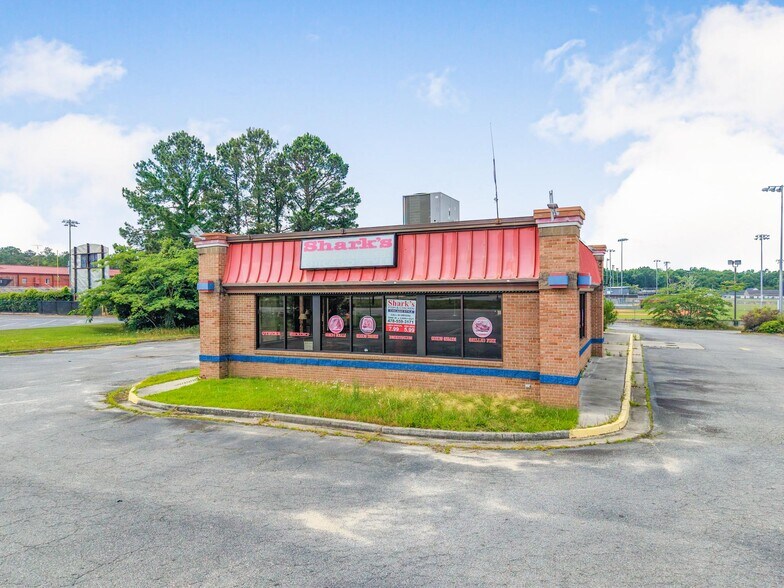 6121 Oak St, Eastman, GA à vendre - Photo de l’immeuble – Image 1 sur 9