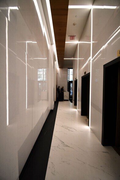 352 Seventh Ave, New York, NY à louer - Photo intérieure – Image 2 sur 11