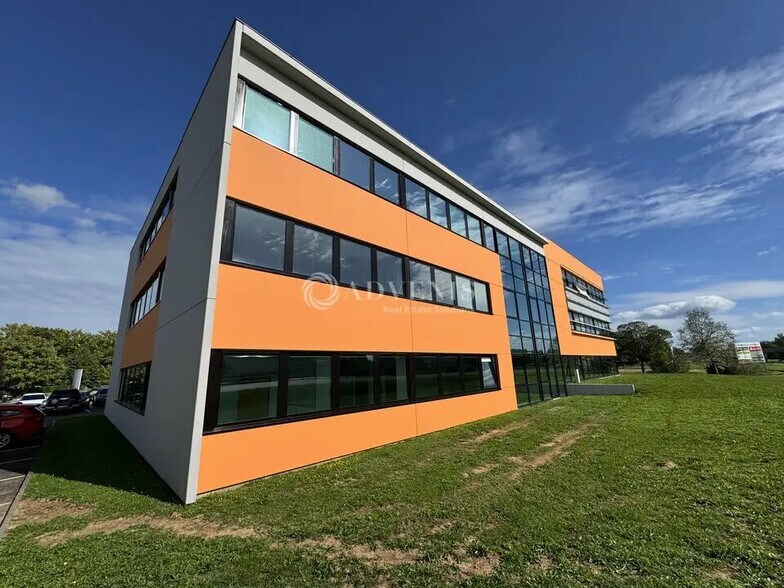 Bureau dans Entzheim à louer - Photo de l’immeuble – Image 2 sur 9