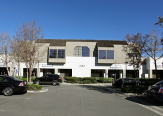 Plus de détails pour 1590 N Batavia St, Orange, CA - Local d’activités à vendre