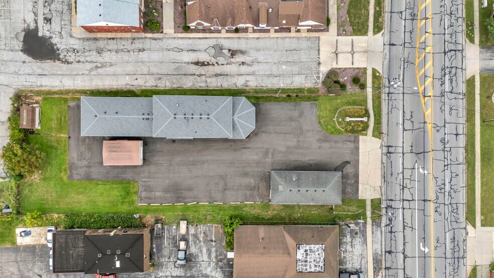 5370 Oberlin Ave, Lorain, OH à vendre - Aérien – Image 3 sur 21