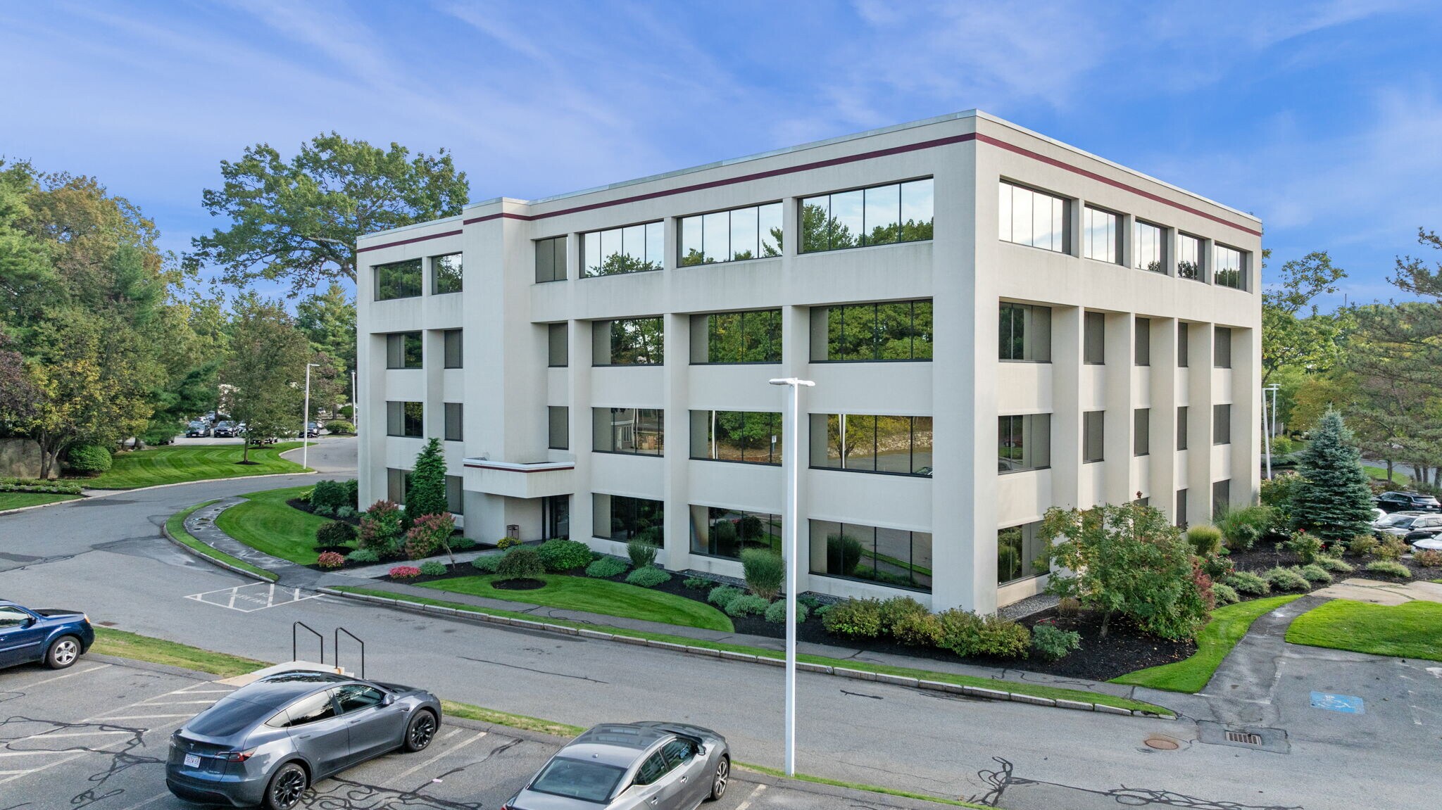 220 Broadway, Lynnfield, MA à vendre Photo principale– Image 1 sur 57