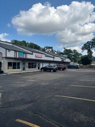 Plus de détails pour 37466-37522 Ann Arbor Trl, Livonia, MI - Local commercial à vendre