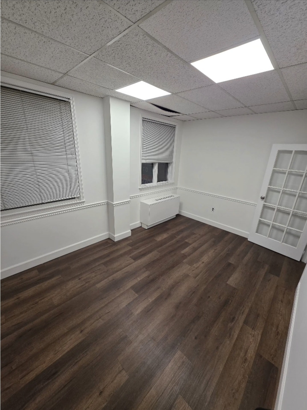 17 W Jefferson St, Rockville, MD à louer Photo intérieure– Image 1 sur 2