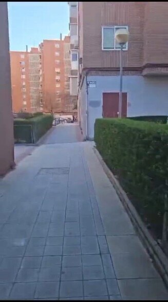 Local commercial dans Fuenlabrada, Madrid à vendre - Vidéo sur l’annonce professionnelle – Image 2 sur 2
