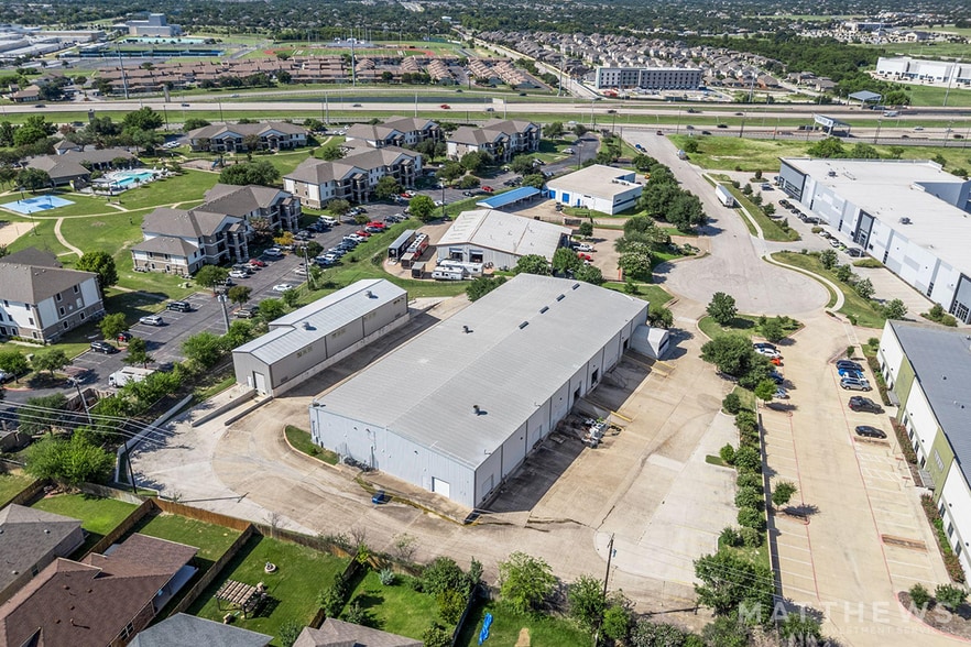 2712 Meister Pl, Round Rock, TX à louer - Photo de l’immeuble – Image 2 sur 3