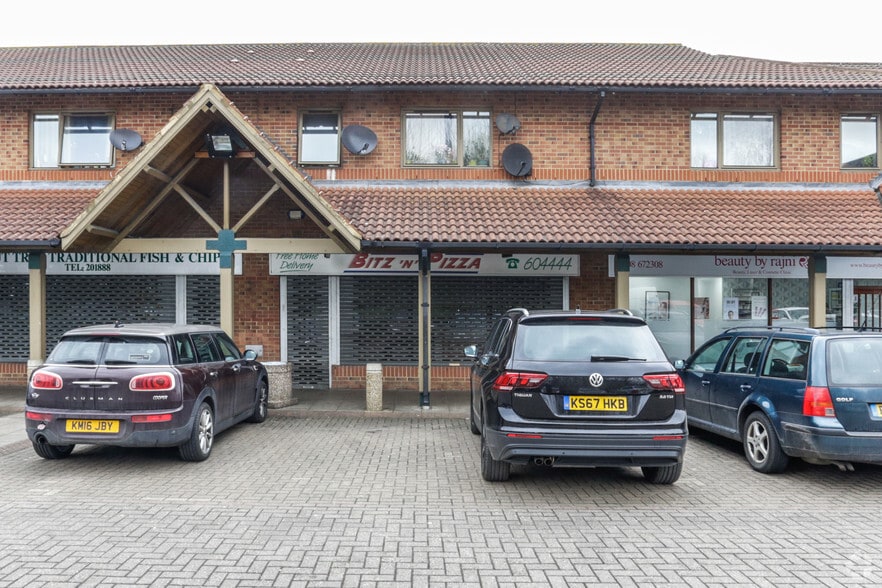 18 Fyfield Barrow, Milton Keynes à louer - Photo principale – Image 1 sur 7