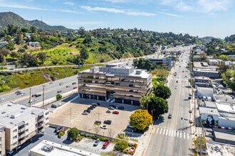 3330 Cahuenga Blvd W, Los Angeles, CA - VUE AÉRIENNE  vue de carte