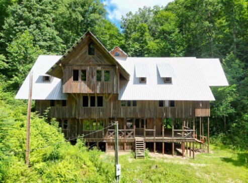 503 Fallen Timber Rd, Smithfield, WV à vendre - Photo de l’immeuble – Image 1 sur 7