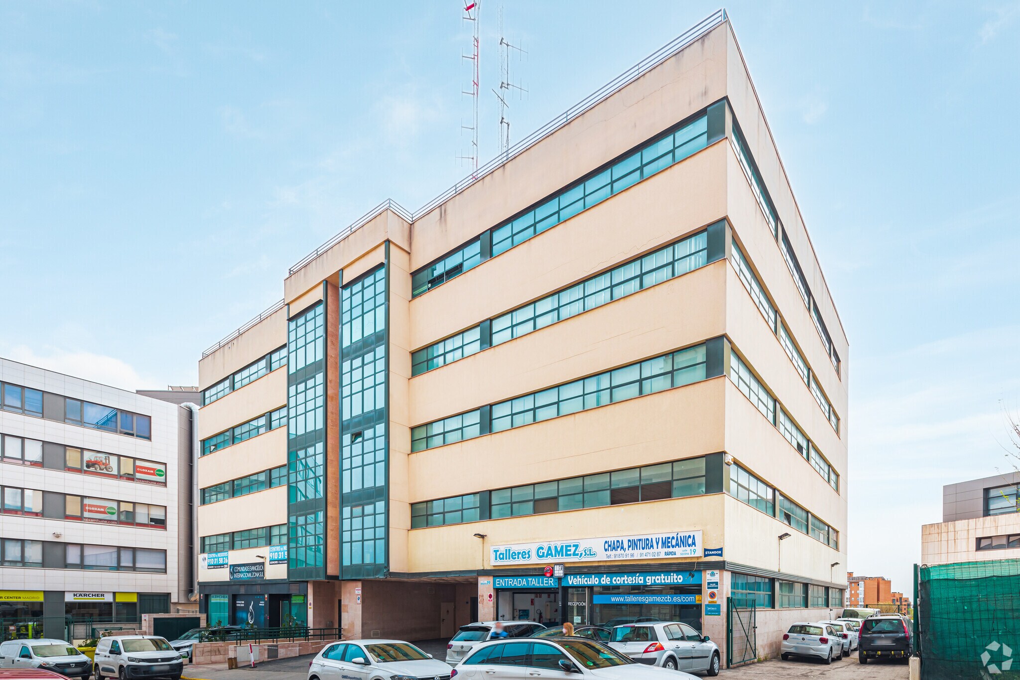 Calle Secoya, 19, Madrid, Madrid à louer Photo principale– Image 1 sur 4