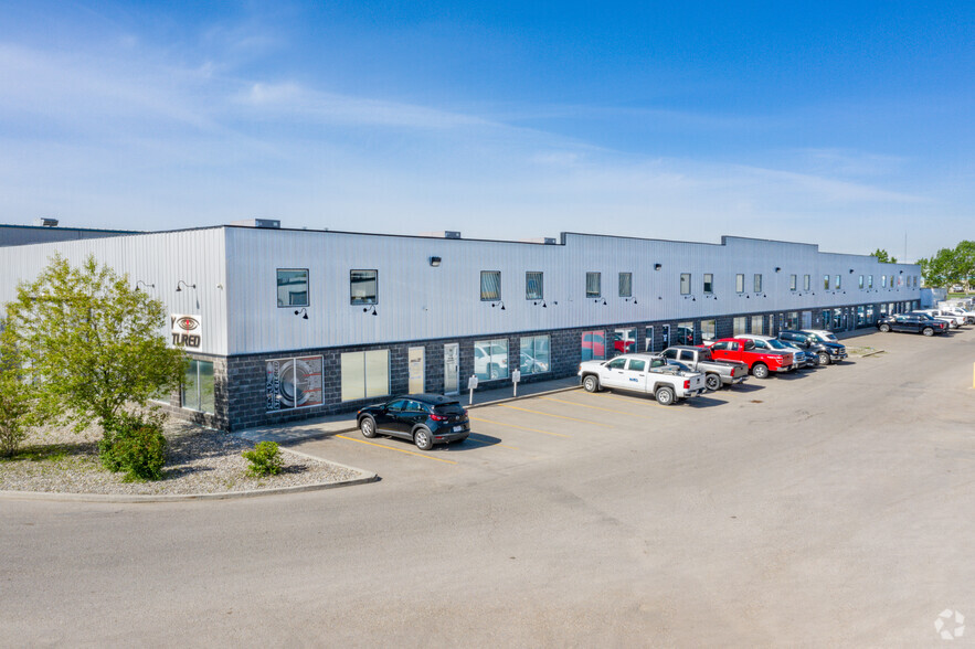 235105 Wrangler Dr SE, Rocky View No 44, AB à vendre - Photo de l’immeuble – Image 1 sur 7