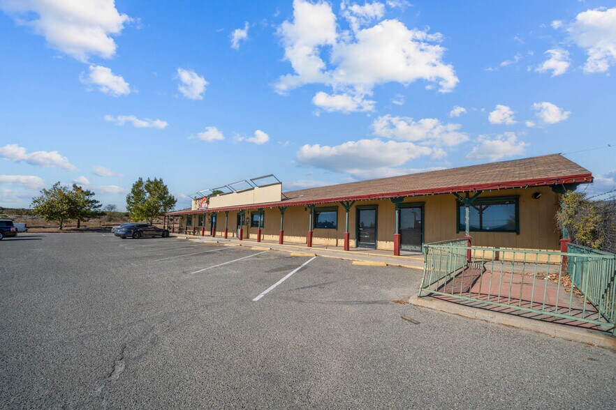 55050 Highway 371, Anza, CA à vendre - Photo de l’immeuble – Image 3 sur 17