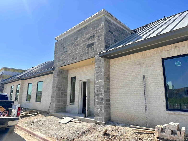 3925 S Preston Rd, Celina, TX à vendre - Photo de la construction – Image 2 sur 10
