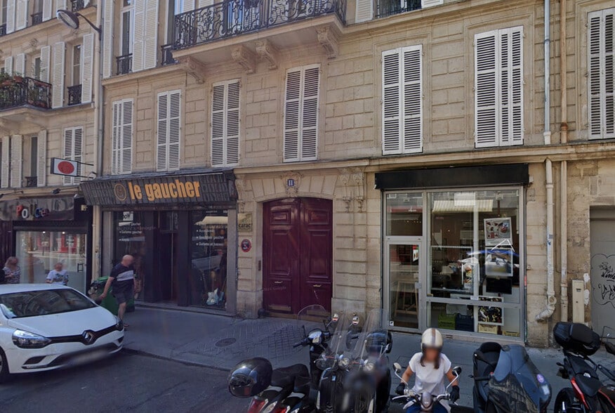 11 Rue De Douai, Paris à louer - Photo de l’immeuble – Image 1 sur 2
