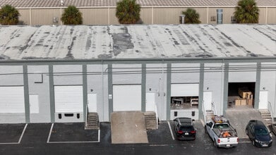 4227 Enterprise Ave, Naples, FL à louer Photo intérieure– Image 1 sur 4