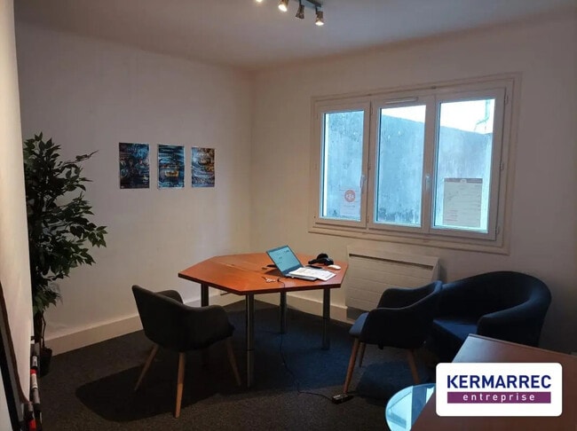 Plus de détails pour Bureau à louer