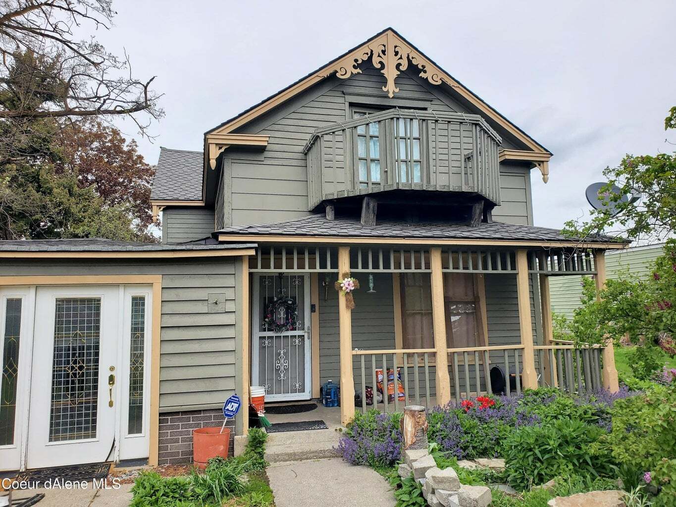 503 E 3rd Ave, Post Falls, ID à vendre Photo de l’immeuble– Image 1 sur 12