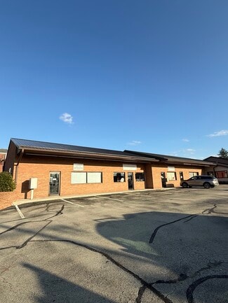Plus de détails pour 1035-1051 Morrell Ave, Connellsville, PA - Bureau à louer