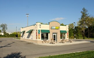 Plus de détails pour 5701 Cleveland Ave, Columbus, OH - Local commercial à vendre