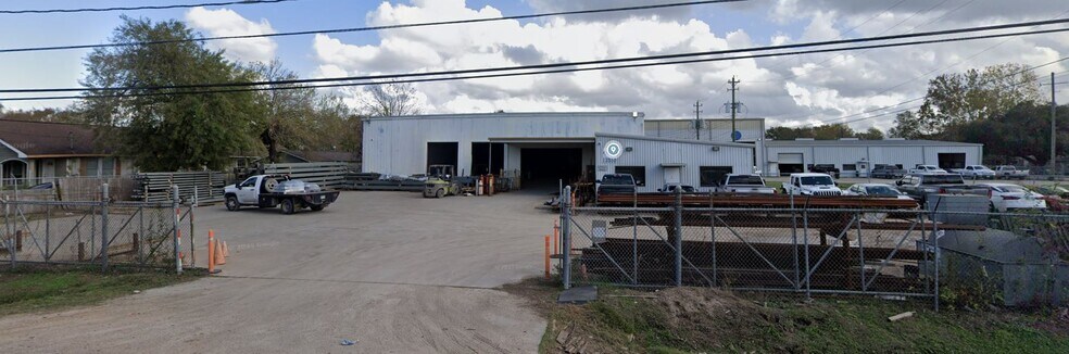 13510 Ralph Culver Rd, Houston, TX à louer - Photo de l’immeuble – Image 2 sur 13