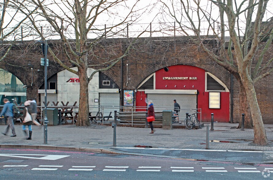 Goding St & Albert Embankment, Londres à louer - Photo de l’immeuble – Image 3 sur 7