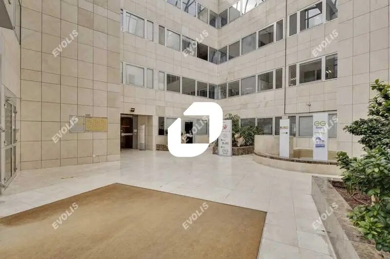 Bureau dans Cergy à louer - Photo de l’immeuble – Image 2 sur 12