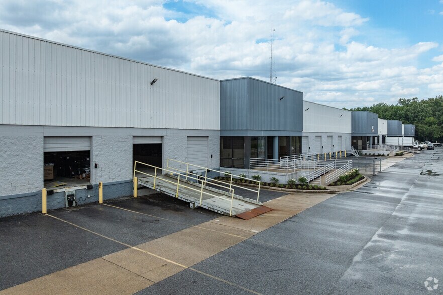 9060 Junction Dr, Annapolis Junction, MD à louer - Photo de l’immeuble – Image 2 sur 5