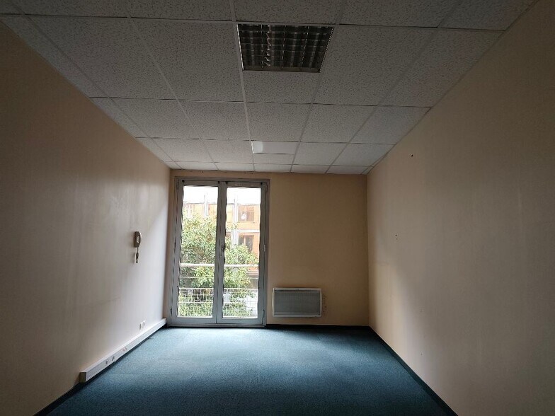 31 Rue Georges Clémenceau, Vichy à louer - Photo intérieure – Image 3 sur 5