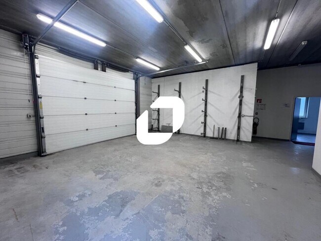 Plus de détails pour 22 Rue Albert Einstein, Champs-sur-Marne - Local d'activités à louer