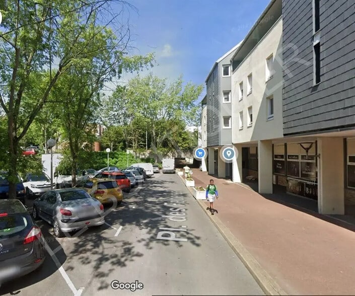 Local commercial dans Évry-Courcouronnes à vendre - Photo de l’immeuble – Image 2 sur 5
