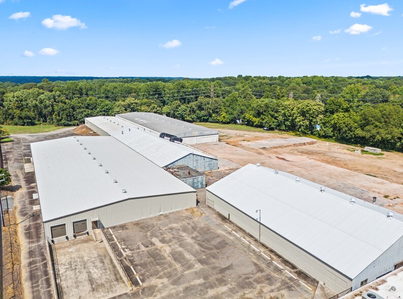 1539 Waughtown St, Winston-Salem, NC à louer - Photo de l’immeuble – Image 3 sur 11