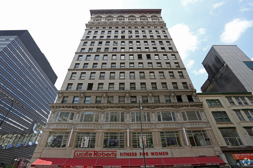 80 Fifth Ave, New York, NY à louer - Photo de l’immeuble – Image 3 sur 4