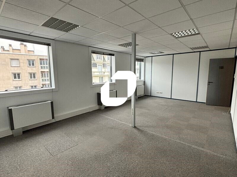 Bureau dans Villeurbanne à louer Photo de l’immeuble– Image 1 sur 24