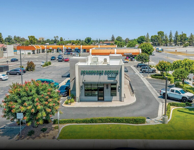 2500 White Ln, Bakersfield, CA à vendre - Photo de l’immeuble – Image 1 sur 14