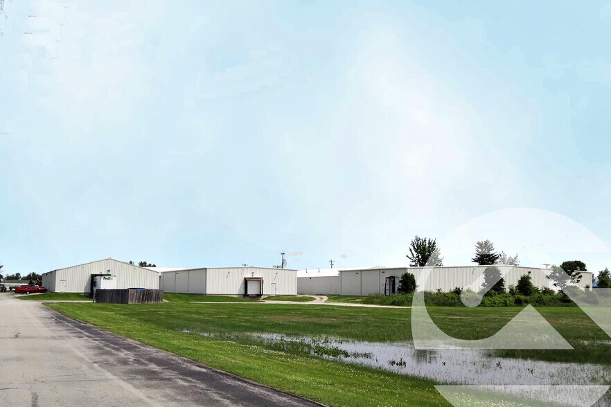 12962 Eckel Junction Rd, Perrysburg, OH à louer - Photo de l’immeuble – Image 1 sur 9