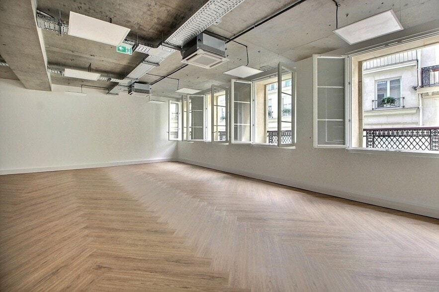 18 Rue D'Hauteville, Paris à louer - Photo intérieure – Image 3 sur 7