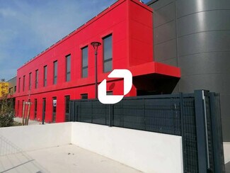 Plus de détails pour Local d'activités à louer